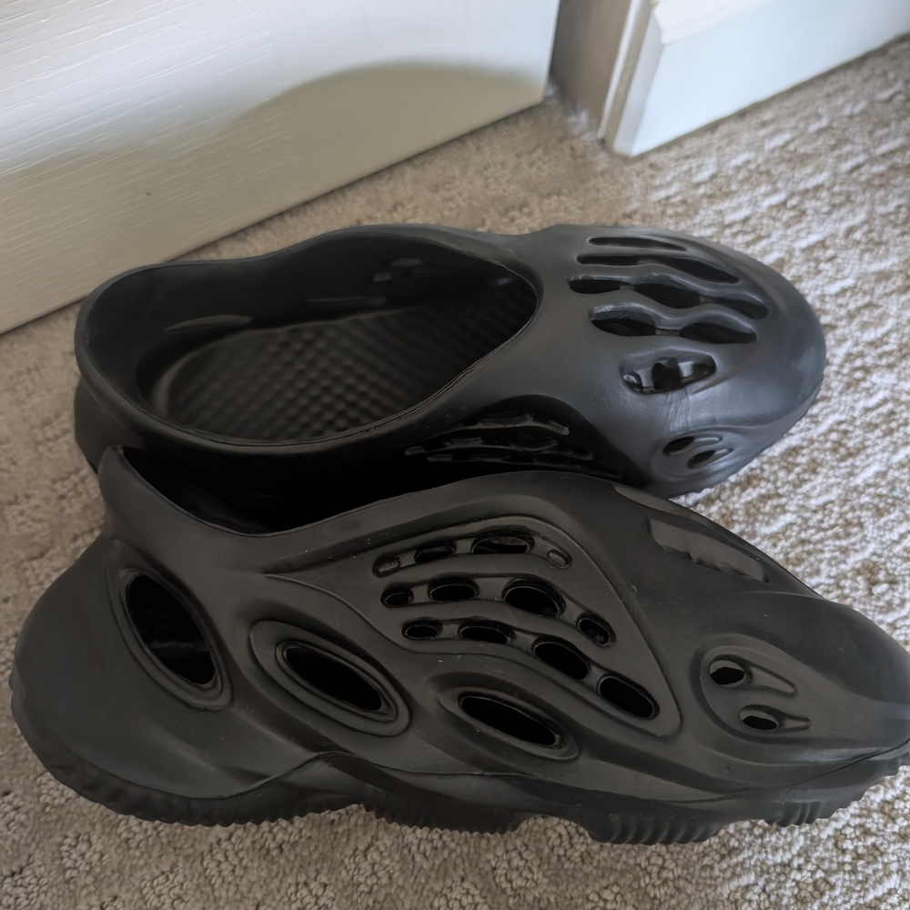 Kids Yeezy-Like Slip-on Shoes